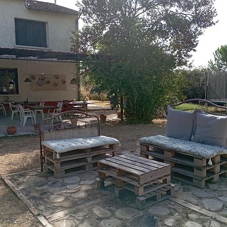 לינה וארוחת בוקר Uchaud L'Esperluette En Camargue מראה חיצוני תמונה